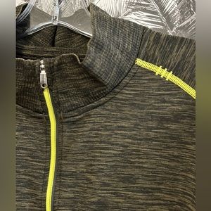 Lululemon Metal Vent Tech Half 1/2 Zip Pullover Shirt Long Sleeve XL Green EUC